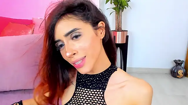 StormiRusso online show from February 1, 2025, 5:28 am