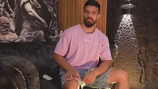 DannSaenz online show from November 3, 2025, 2:40 pm