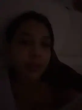 Snapshot of DanielaSaenz0 chatting on October 19, 2025, 6:03 am DanielaSaenz0 online show from October 19, 2025, 6:03 am