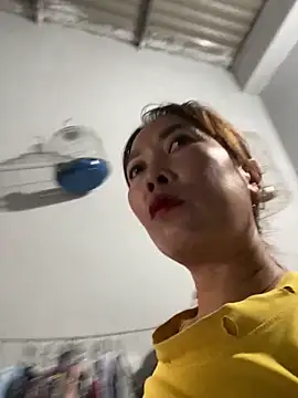 Linaannn online show from March 14, 2025, 2:31 am