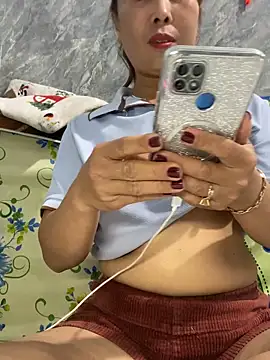 Linaannn online show from March 12, 2026, 12:17 am