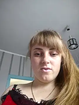 CoddessCrystal online show from November 12, 2025, 8:59 am