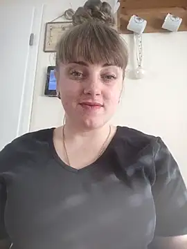 CoddessCrystal online show from March 20, 2026, 8:41 am