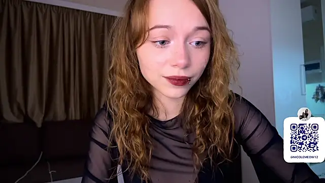  SofiaBrown online show from November 21, 2025, 5:22 pm