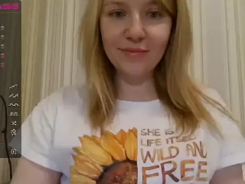 Snapshot of urbadkitty chatting on December 14, 2024, 12:44 pm urbadkitty online show from December 14, 2024, 12:44 pm