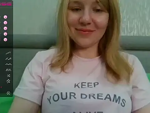 Snapshot of urbadkitty chatting on December 29, 2024, 7:28 am urbadkitty online show from December 29, 2024, 7:28 am