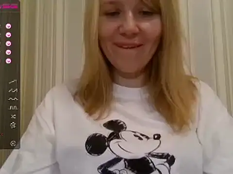 Snapshot of urbadkitty chatting on January 4, 2025, 12:59 pm urbadkitty online show from January 4, 2025, 12:59 pm