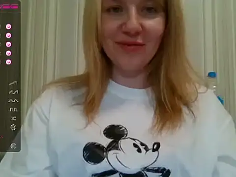 Snapshot of urbadkitty chatting on January 11, 2025, 5:07 pm urbadkitty online show from January 11, 2025, 5:07 pm