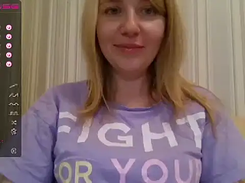 Snapshot of urbadkitty chatting on March 2, 2025, 12:01 pm urbadkitty online show from March 2, 2025, 12:01 pm