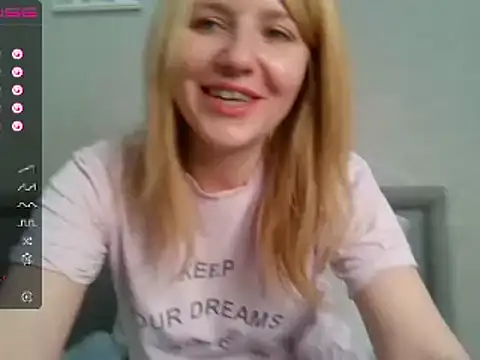 Snapshot of urbadkitty chatting on March 5, 2025, 11:17 am urbadkitty online show from March 5, 2025, 11:17 am