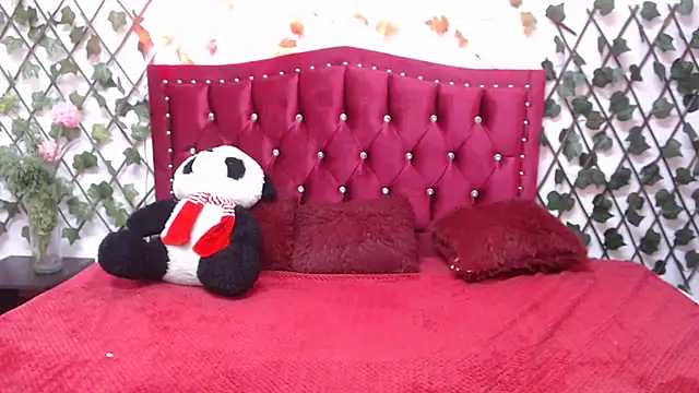 Melani cute02 online show from February 20, 2025, 2:40 am