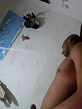 Snapshot of Binhosex2024 chatting on April 13, 2026, 4:29 am Binhosex2024 online show from April 13, 2026, 4:29 am