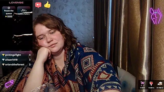 Snapshot of daisy_low chatting on February 24, 2025, 2:37 pm daisy low online show from February 24, 2025, 2:37 pm