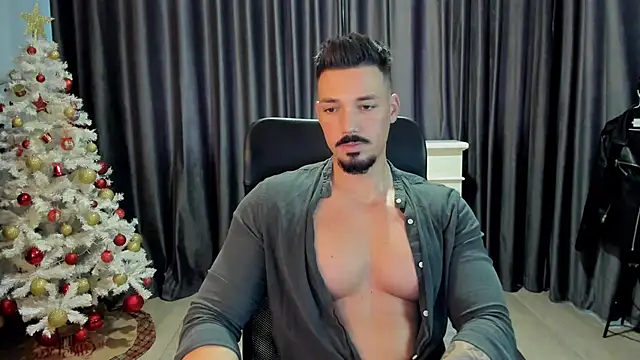 HaydenSpearss online show from December 14, 2024, 10:45 am