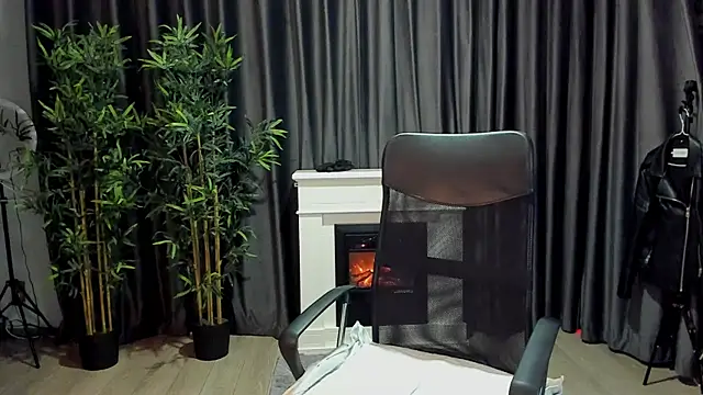 HaydenSpearss online show from March 18, 2025, 4:37 pm