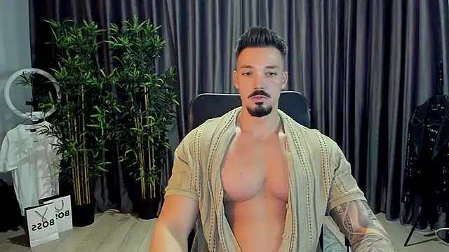 HaydenSpearss online show from October 4, 2025, 6:55 am