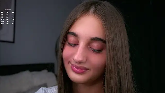 PiquingOgalala online show from November 4, 2025, 1:27 am