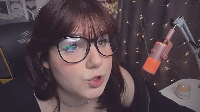 Snapshot of Diasporaaa chatting on December 28, 2024, 6:40 pm Diasporaaa online show from December 28, 2024, 6:40 pm