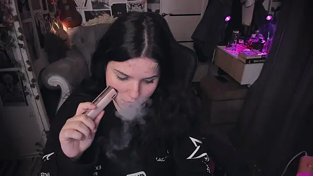 Snapshot of Diasporaaa chatting on October 31, 2025, 6:58 am Diasporaaa online show from October 31, 2025, 6:58 am