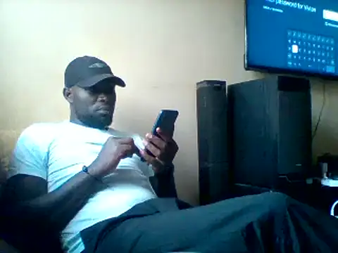 ClinDi online show from December 19, 2025, 1:51 pm