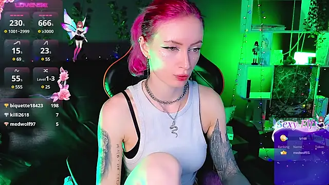  HelenCarter online show from January 13, 2025, 11:49 pm