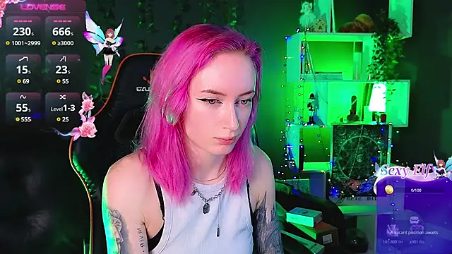  HelenCarter online show from February 1, 2025, 8:47 pm