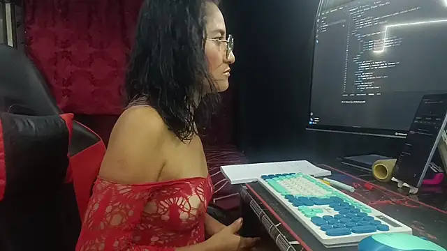 AdelinaMiran90 online show from November 13, 2025, 3:38 am