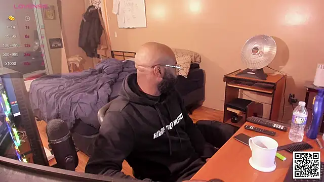 MrChuckDailyXXX online show from December 5, 2024, 5:04 am