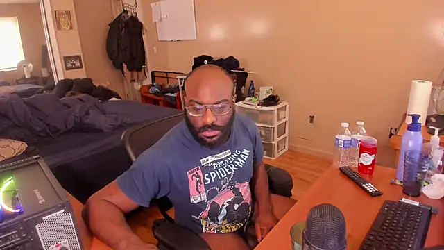 MrChuckDailyXXX online show from January 2, 2025, 4:46 pm