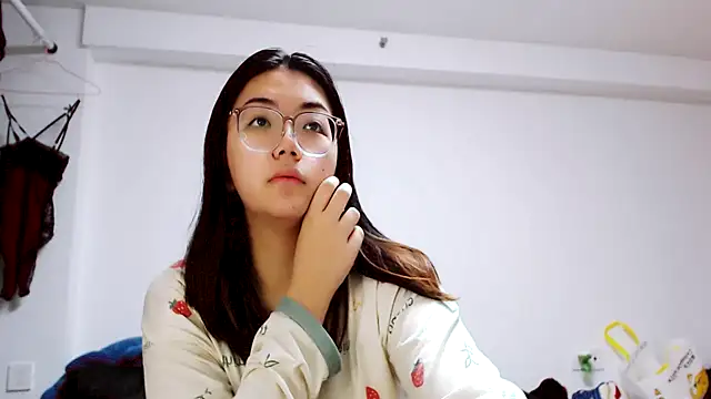 liu195874 online show from December 26, 2024, 3:31 pm