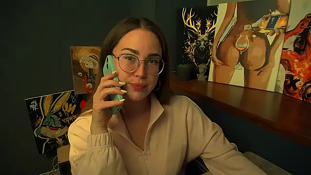 luxie milady online show from April 17, 2026, 1:14 pm