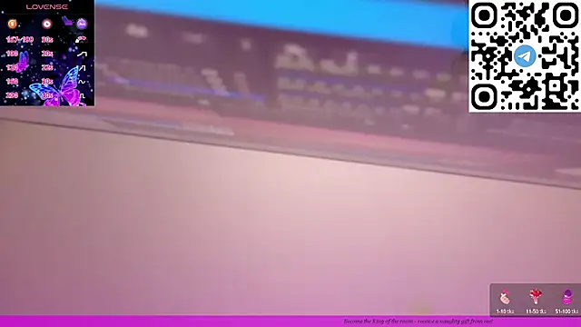 Snapshot of EVAshinyGIRL chatting on February 12, 2025, 7:56 pm EVAshinyGIRL online show from February 12, 2025, 7:56 pm