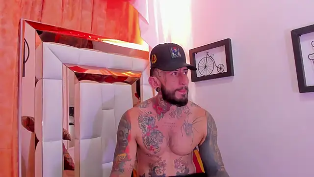 dilan scootk  online show from April 4, 2026, 7:22 pm