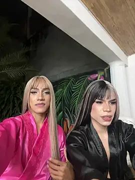 Snapshot of VictoriaRoss1 chatting on March 18, 2025, 3:31 am VictoriaRoss1 online show from March 18, 2025, 3:31 am