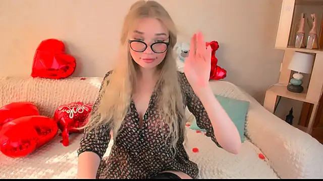 BoysLoveBlondee online show from February 17, 2025, 11:02 am