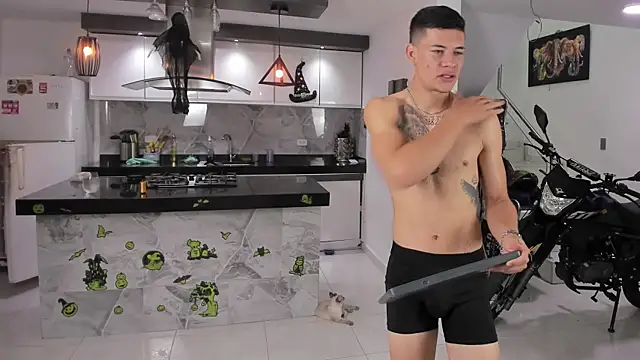 vicky wendy hot sexx online show from October 16, 2025, 5:19 am