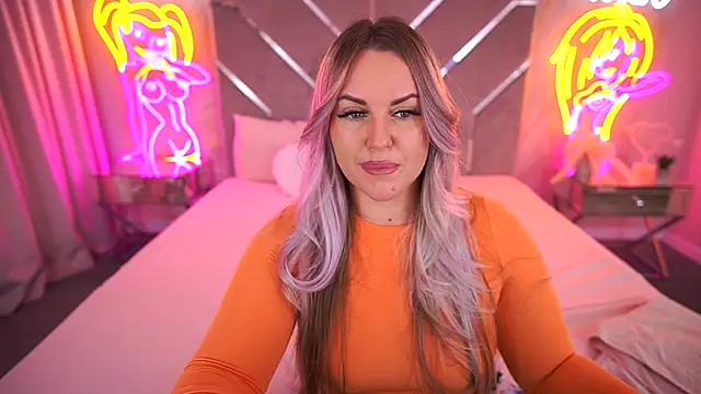 KiraCandyS online show from October 27, 2025, 8:57 pm