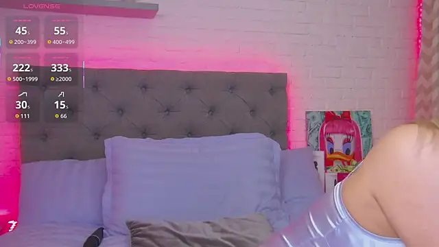 Born to Blow online show from October 18, 2025, 1:19 am