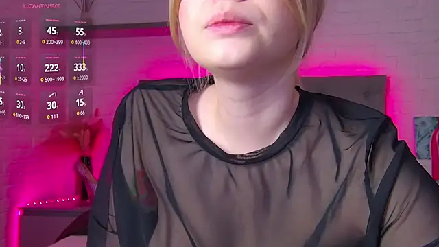 Born to Blow online show from December 22, 2025, 1:13 am