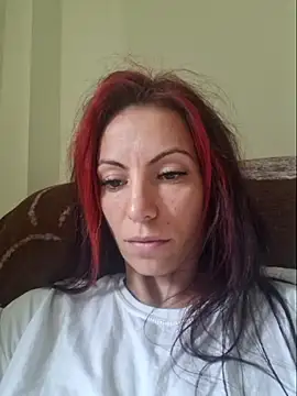 Emmatoo online show from October 7, 2025, 8:44 am