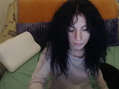 Emmatoo online show from December 4, 2025, 2:15 pm