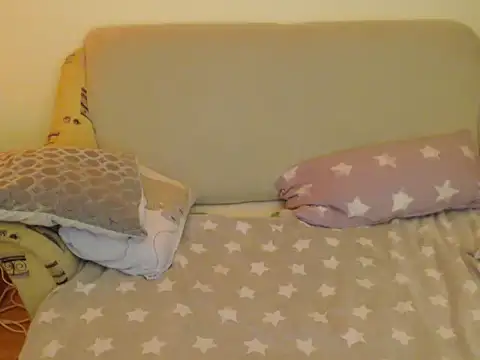 Emmatoo online show from February 6, 2026, 9:29 pm