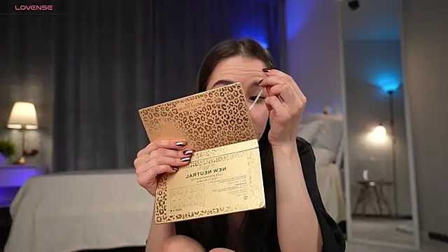 Amely Young online show from November 14, 2025, 12:42 am