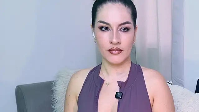 Snapshot of Pamela_Rosal chatting on November 4, 2025, 1:21 pm Pamela Rosal online show from November 4, 2025, 1:21 pm