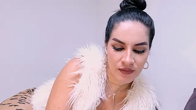 Snapshot of Pamela_Rosal chatting on December 2, 2025, 12:43 pm Pamela Rosal online show from December 2, 2025, 12:43 pm