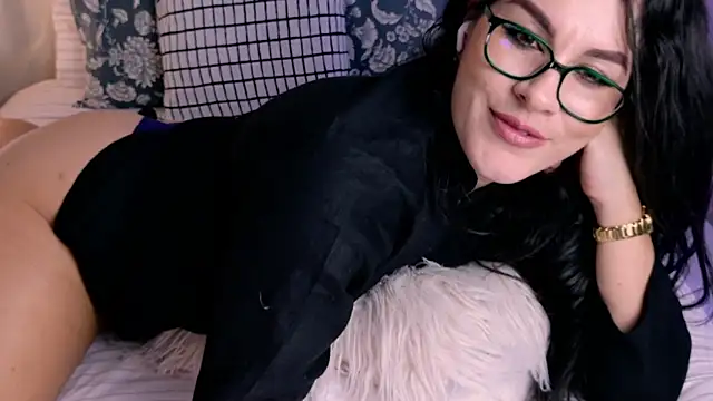 Pamela Rosal online show from March 7, 2026, 1:46 am