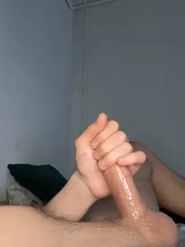 Floristtt online show from April 15, 2026, 6:20 am