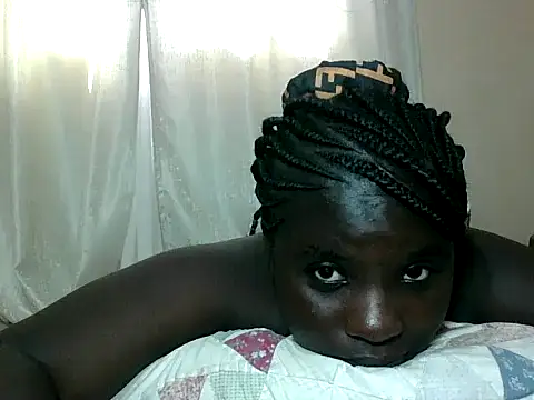 hotebbbyy online show from December 21, 2025, 7:04 am