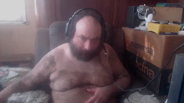 Snapshot of hairyhulk chatting on October 17, 2025, 8:11 pm hairyhulk online show from October 17, 2025, 8:11 pm