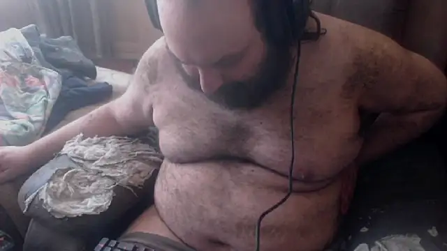 hairyhulk online show from November 30, 2025, 5:06 pm